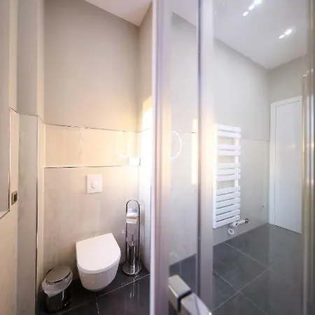 Luxury Bussiness Apartman Zára