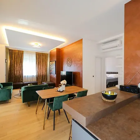 Luxury Bussiness Apartman Zára